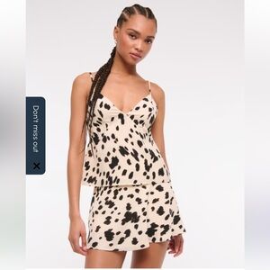 A&F sienna mini skort